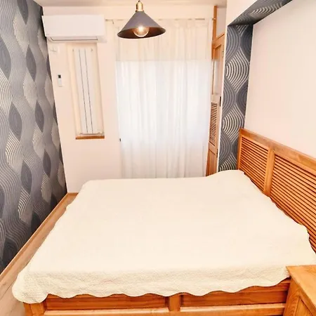 Aethicus 15 * Mamaia