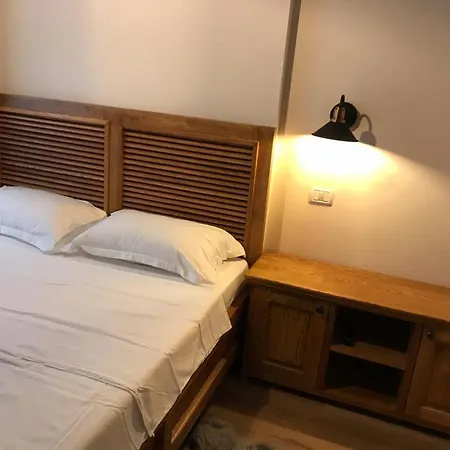 Apartman Aethicus 15 *