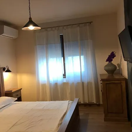 Apartman Aethicus 15 *
